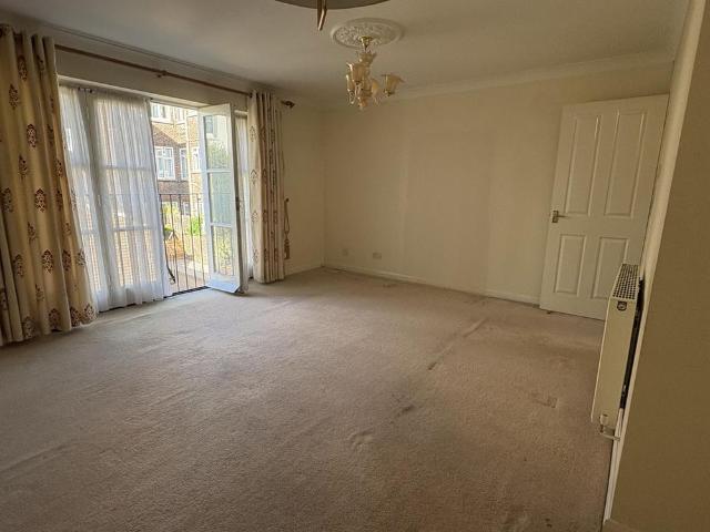 2 bedroom townhouse to rent