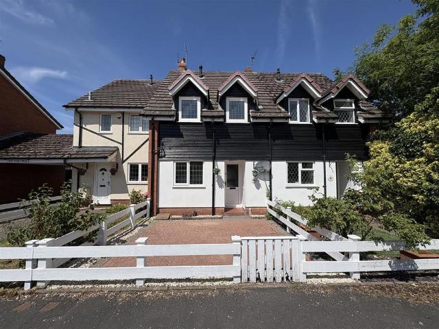 2 bedroom townhouse to rent