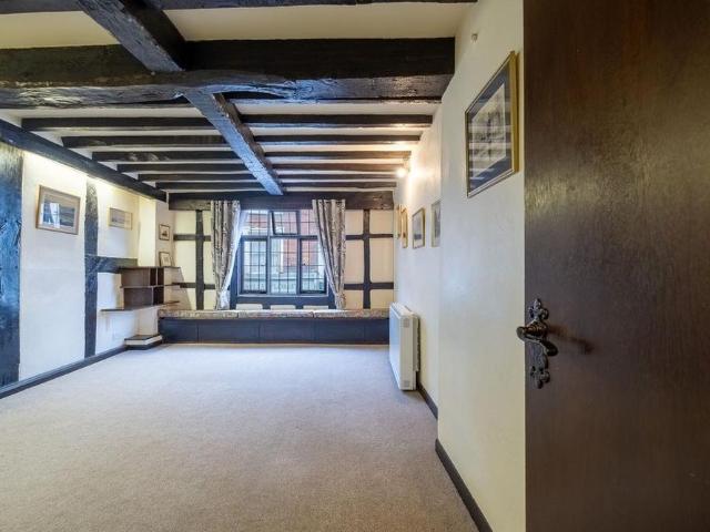 2 bedroom townhouse to rent
