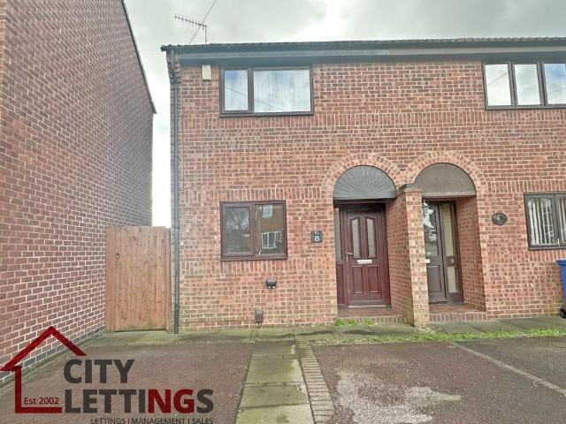 2 bedroom townhouse to rent