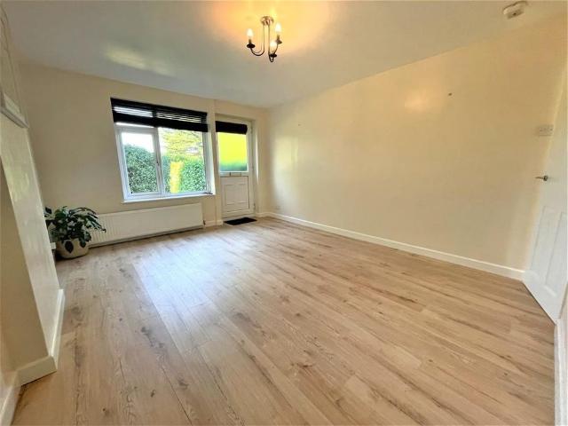 2 bedroom townhouse to rent