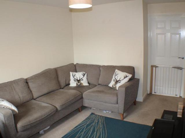 2 bedroom townhouse to rent