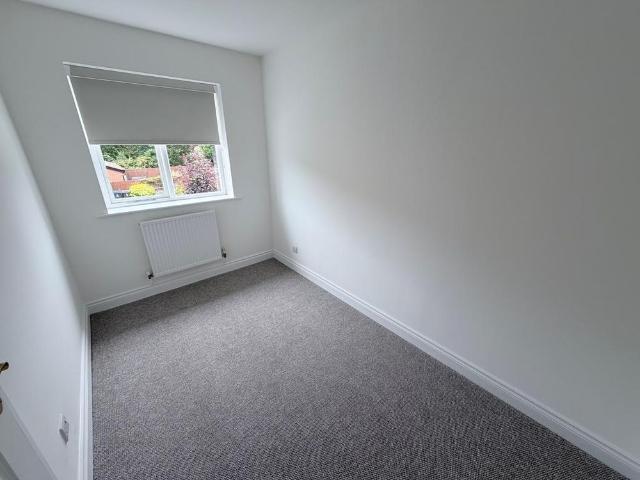 2 bedroom townhouse to rent