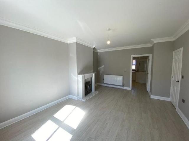 2 bedroom townhouse to rent