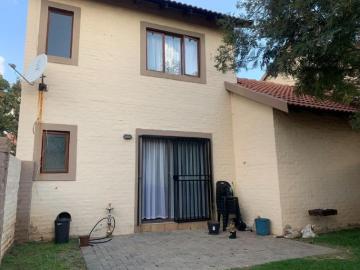2 Bedroom Townhouse to Rent in Carlswald