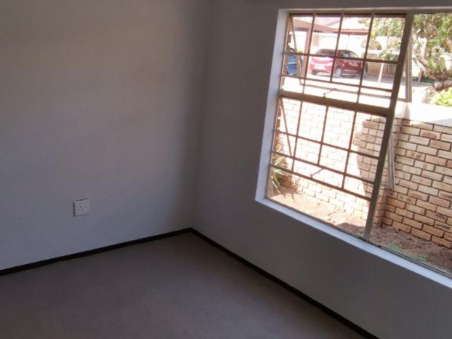 2 Bedroom Townhouse To Rent in Celtisdal