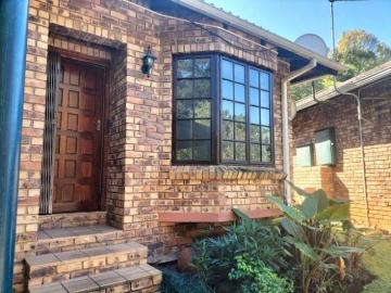 2 Bedroom Townhouse to Rent in Chase Valley