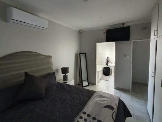 2 Bedroom Townhouse To Rent in Chroompark