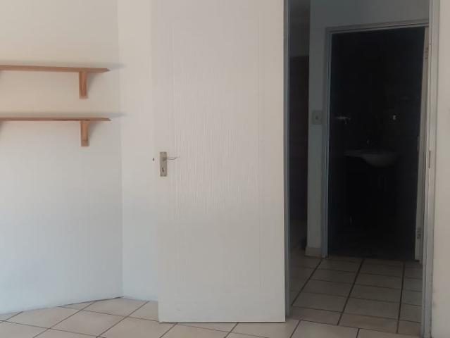 2 Bedroom Townhouse To Rent in Amanzimtoti