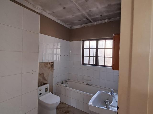 2 Bedroom Townhouse To Rent in Arboretum