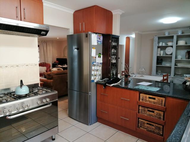 2 Bedroom Townhouse To Rent in Bothas Hill