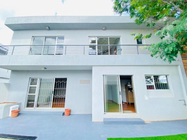2 Bedroom Townhouse to Rent in Bendor