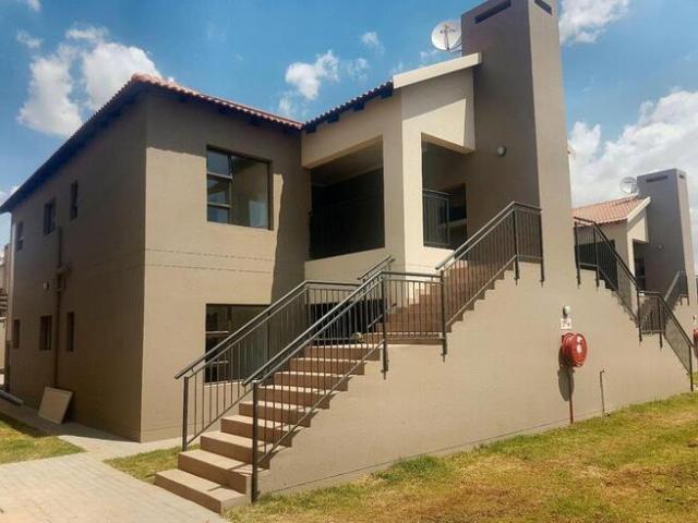 2 Bedroom Townhouse to Rent in Brentwood Park