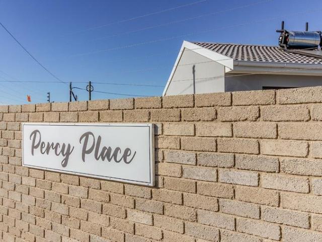 2 Bedroom Townhouse to Rent in Gonubie