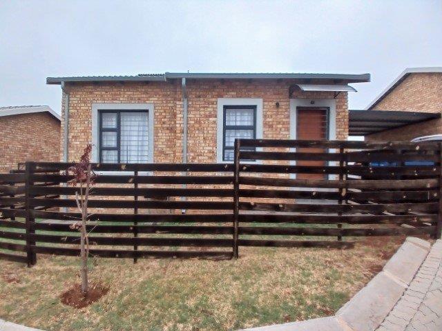 2 Bedroom Townhouse to Rent in Groblerpark