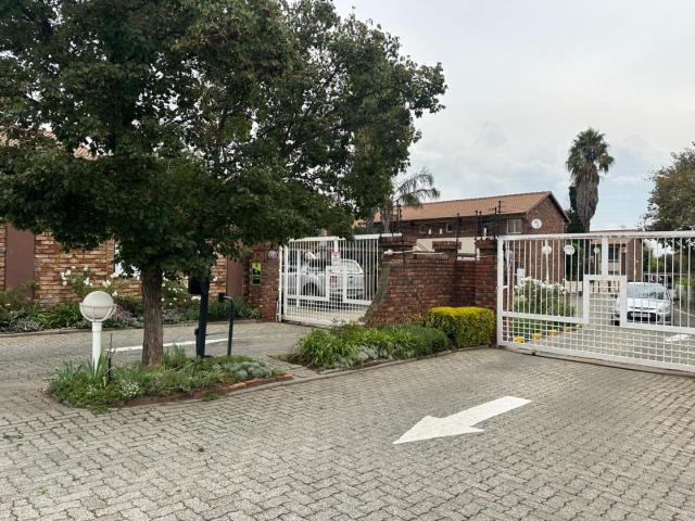 2 Bedroom Townhouse to Rent in Eden Glen