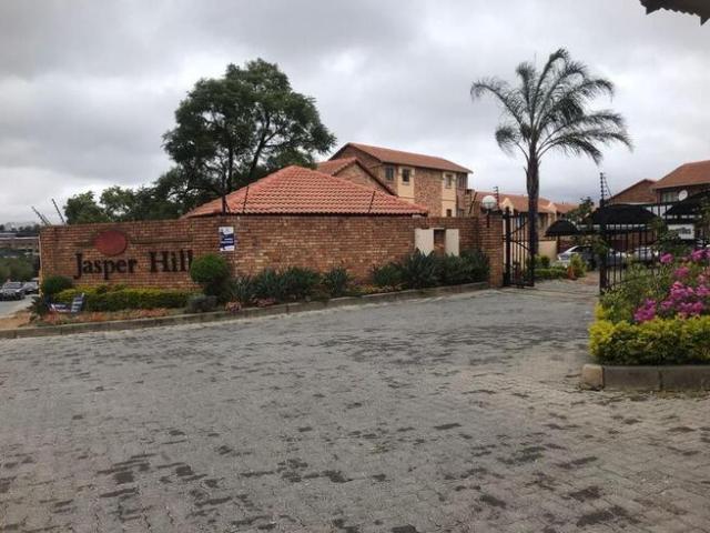 2 Bedroom Townhouse to Rent in Halfway Gardens