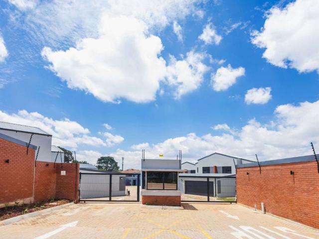 2 Bedroom Townhouse to rent in Olympus
