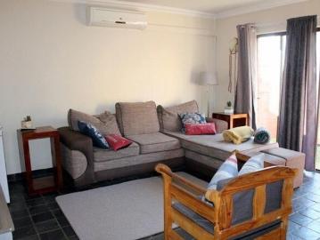 2 Bedroom Townhouse to Rent in Langenhovenpark