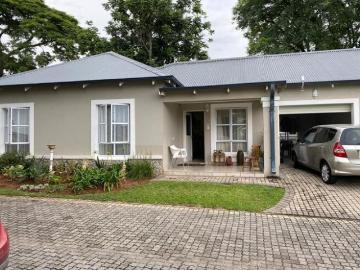 2 Bedroom Townhouse to Rent in Mataffin