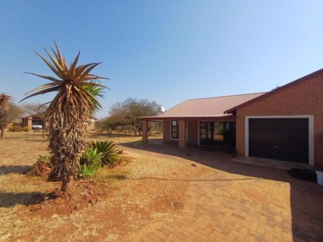 2 Bedroom Townhouse to Rent in Myngenoegen AH