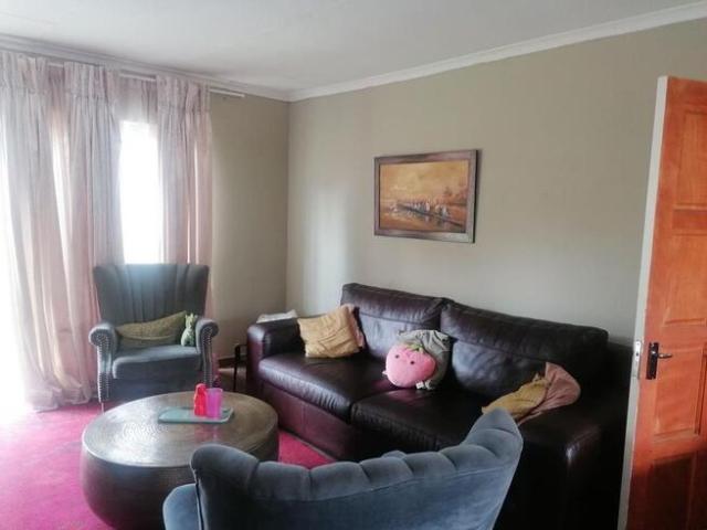 2 Bedroom Townhouse to Rent in Noordwyk
