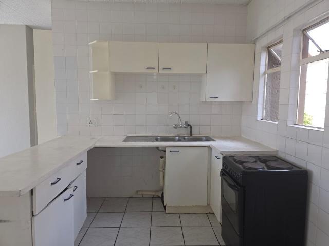 2 Bedroom Townhouse To Rent in Norkem Park