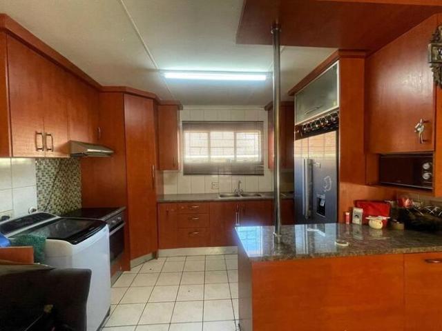 2 Bedroom Townhouse to Rent in Navalsig