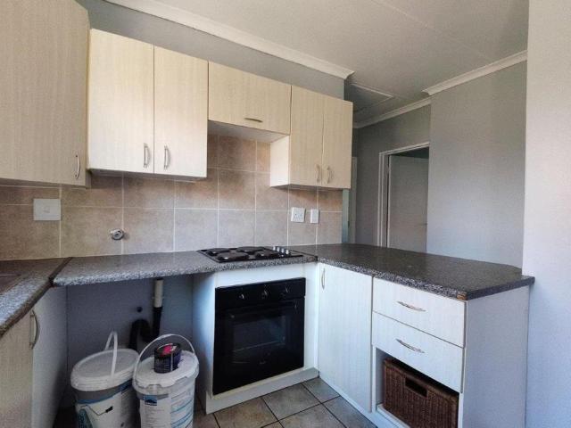 2 Bedroom Townhouse to Rent in Sinoville