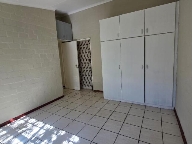 2 Bedroom Townhouse To Rent in Sunridge