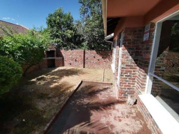 2 Bedroom Townhouse to Rent in Pellissier