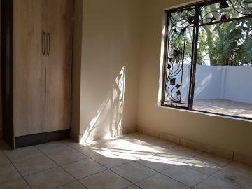 2 Bedroom Townhouse To Rent in Pretoria North