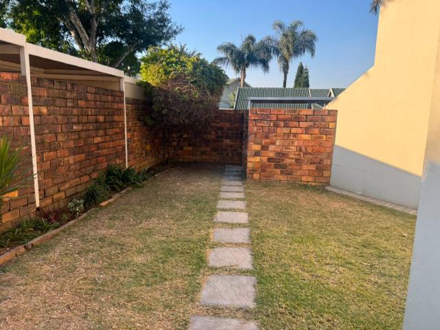 2 Bedroom Townhouse To Rent in Wapadrand
