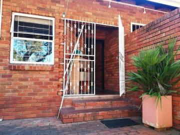2 Bedroom Townhouse to Rent in Westdene