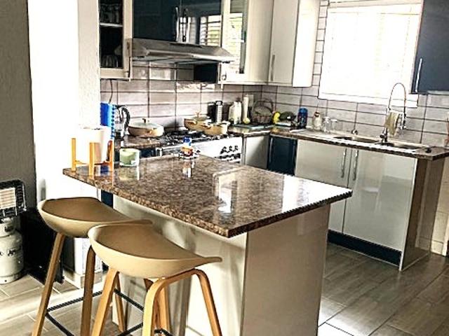 2 Bedroom Townhouse To Rent in Wilgeheuwel