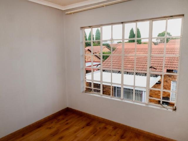 2 Bedroom Townhouse To Rent in Wilgeheuwel