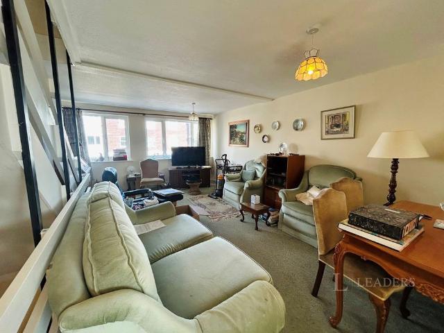 2 bedroom townhouse to rent Somerstown, Chichester, West Sussex, PO19