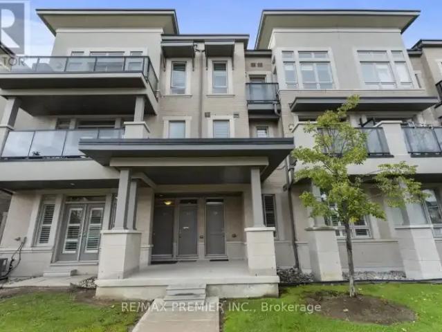 2 Bedroom Townhouse Vaughan ON 103569223
