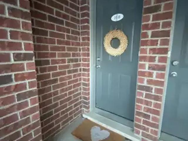 2 Bedroom Townhouse Waterloo ON 105623827