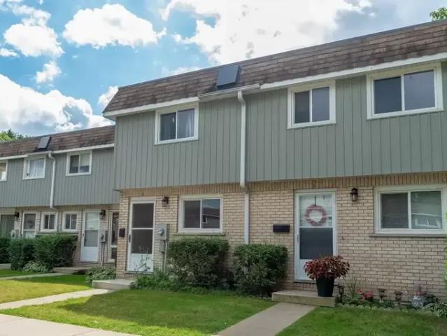 2 Bedroom Townhouse Woodstock ON LS96249622