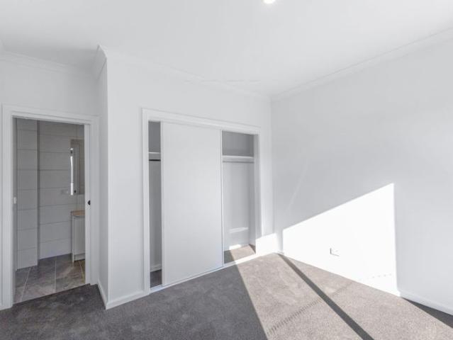 2 BEDROOM TOWNHOUSE YOU DON'T WANT TO MISS!