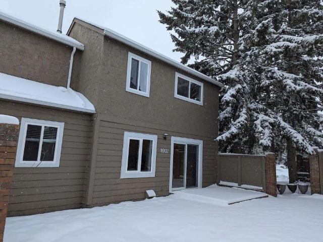 2 Bedroom Townhouse — 2 Bedrooms Townhouse