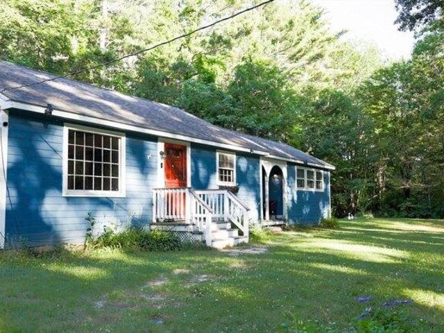 2 bedroom, Townsend MA 01469 104261796