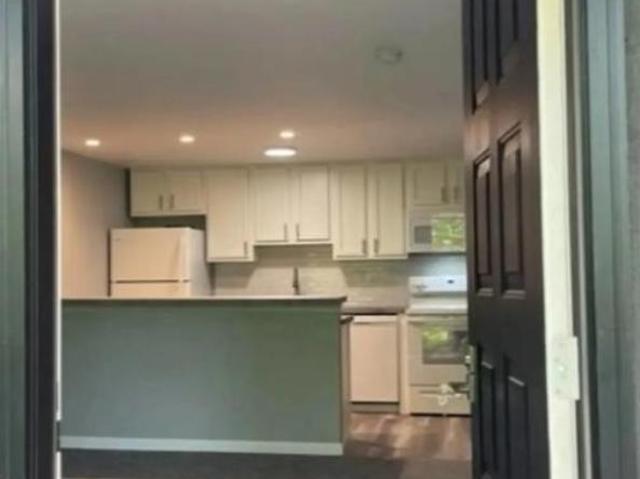 2 bedroom, Toledo OH 43615 105987907