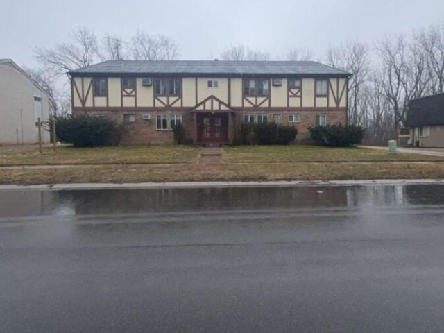 2 bedroom, Toledo OH 43612 105372240