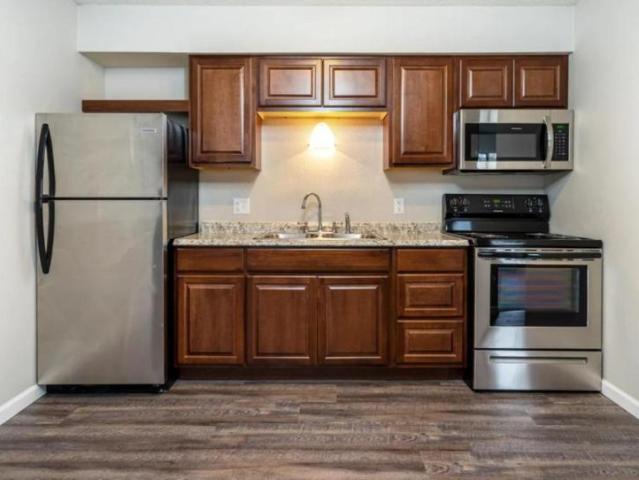 2 bedroom, Toledo OH 43612 106164748