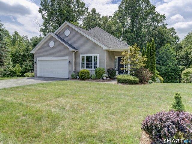 2 bedroom, Torrington CT 06790 105278969