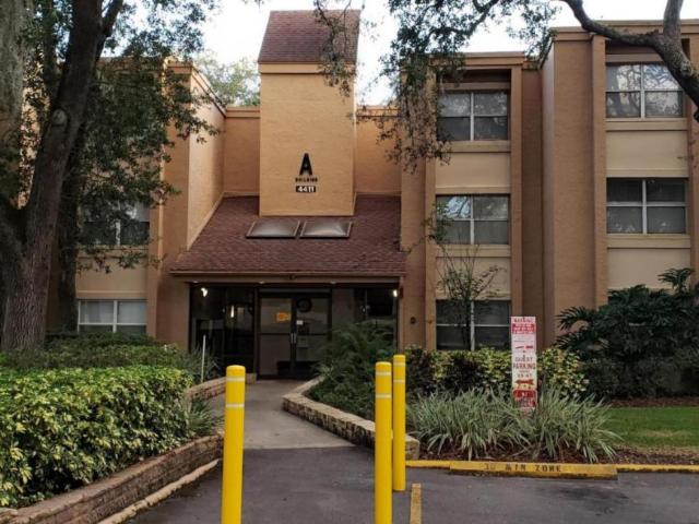 2 bedroom, Tampa FL 33613 105420090