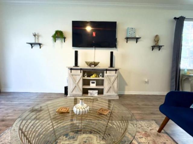 2 bedroom, Tampa FL 33616 105522365