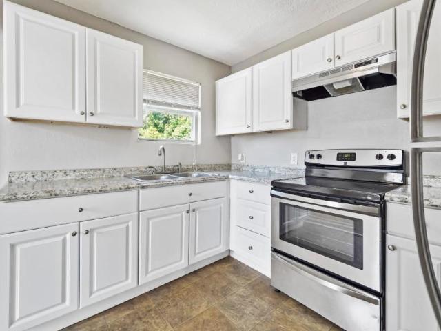 2 bedroom, Texas City TX 77590 LS105420300
